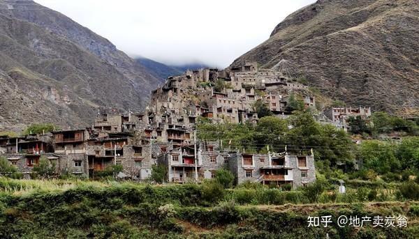 A scenic view of Aba Haxiu Yizhi