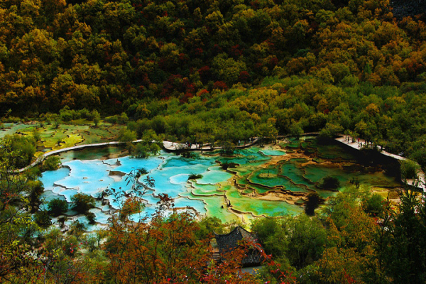 A scenic view of Aba Zengdaguan Diao