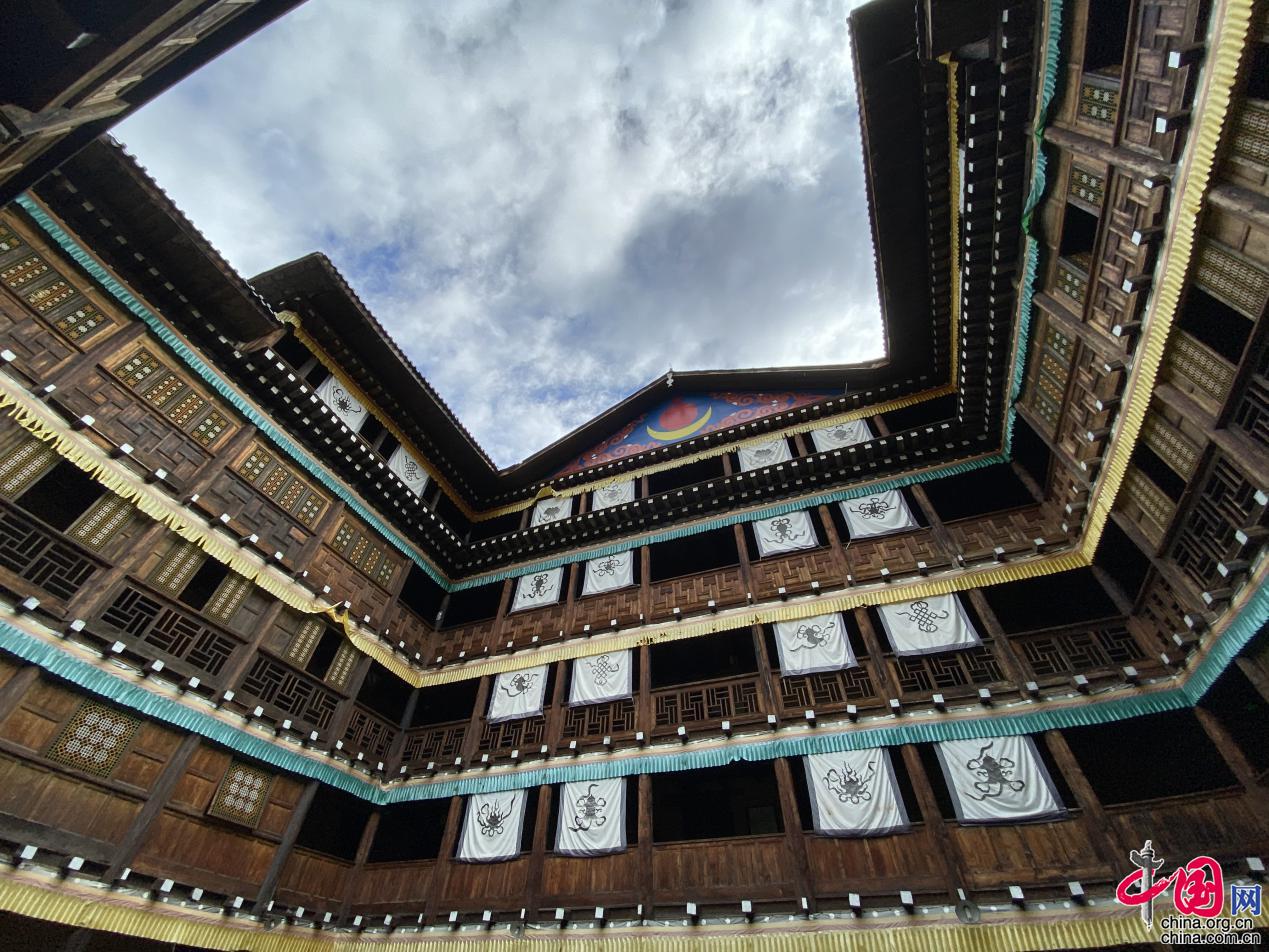 A scenic view of Aba Zhuokeji Tusi Guanzhai