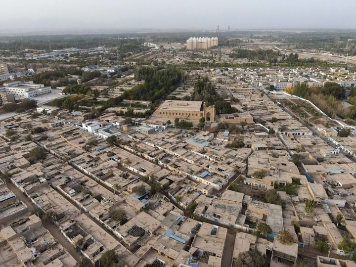 A scenic view of Aksu Kuche Youyilu Muqun
