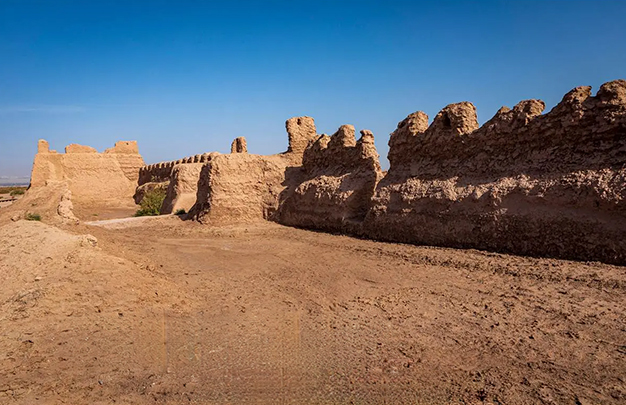 A scenic view of Aksu Kuona Qilan Yizhi