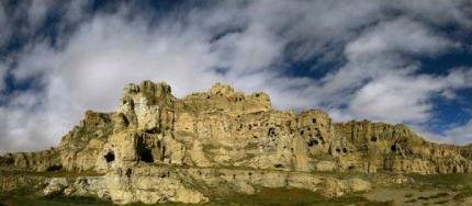 A scenic view of Ali Piyang He Dongga Yizhi