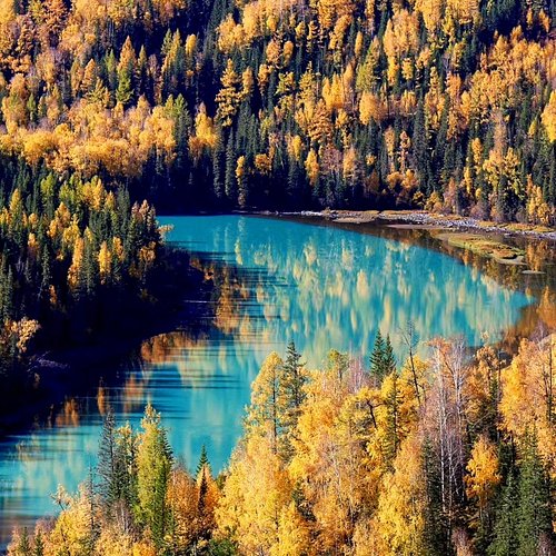 A scenic view of Altay Kuokeke Gumuqun