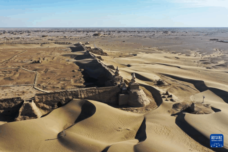 Experience the Rich Culture and Breathtaking Landscapes of Alxa Juyanyizhi