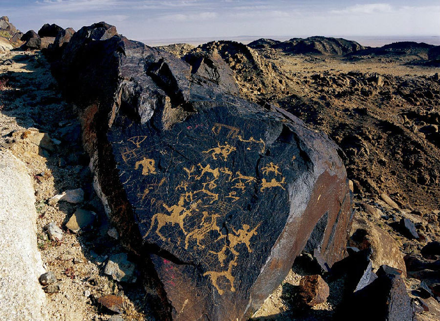 A scenic view of Alxa Mandelashanyanhuaqun