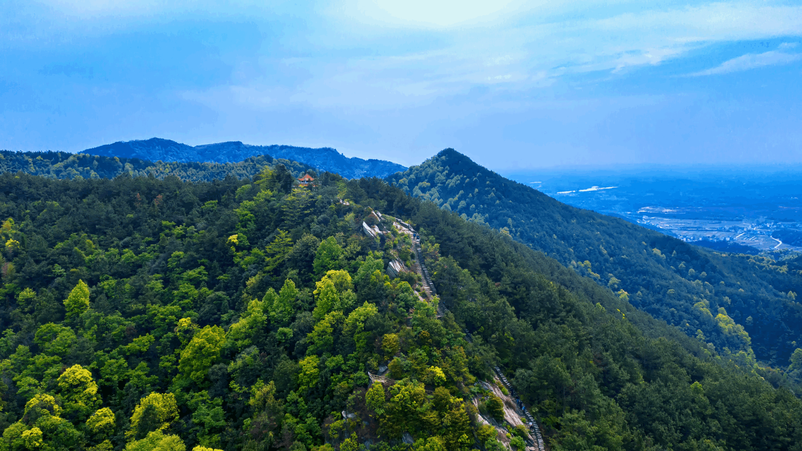A scenic view of Anqing Baiyazhai