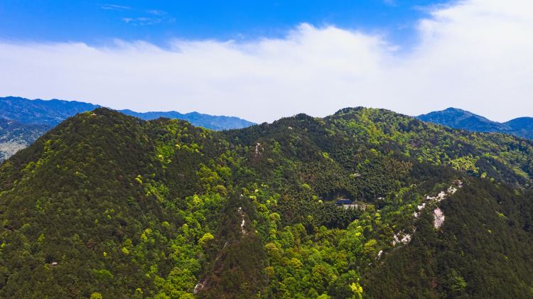 A scenic view of Anqing Baiyazhai