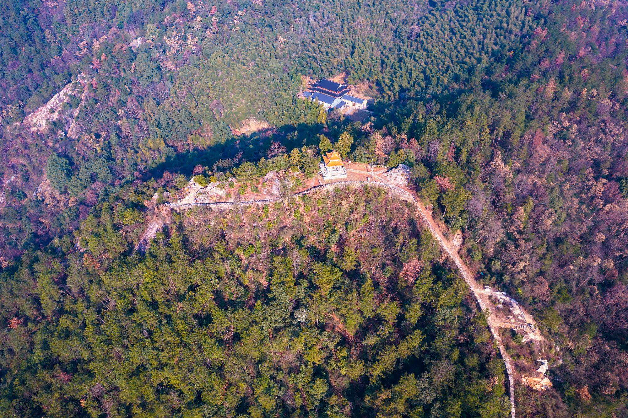 A scenic view of Anqing Baiyazhai