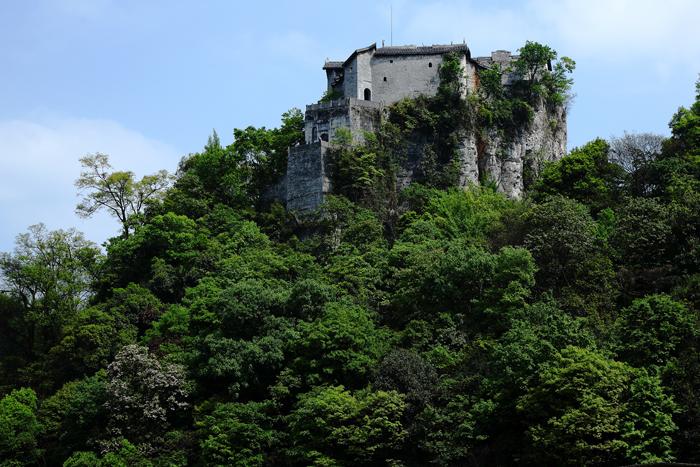 A scenic view of Anshun Tiantaishan Wulongsi