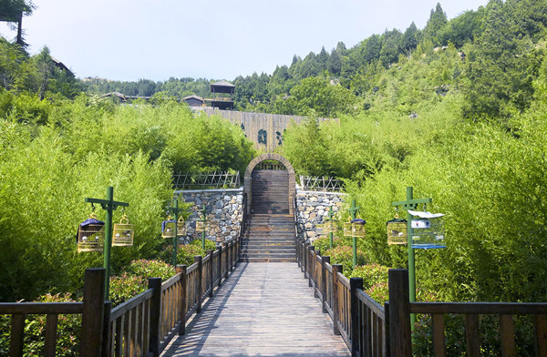 A scenic view of Anyang Yongheqiao