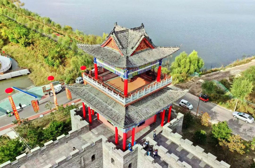 A scenic view of Baicheng Houtaomuga Yizhi