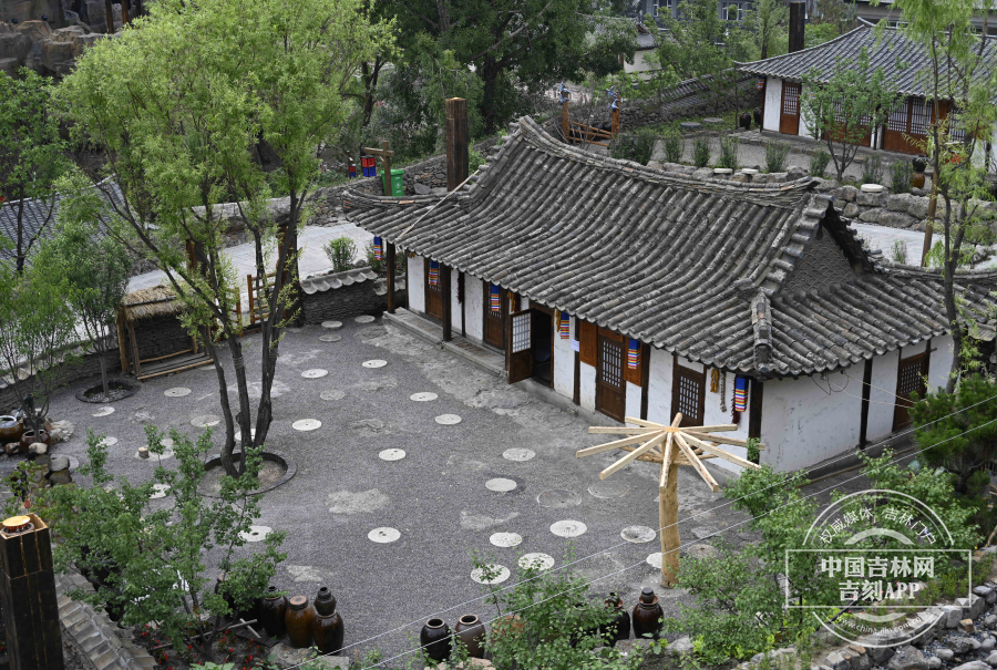 A scenic view of Baishan Gangouzi Muqun