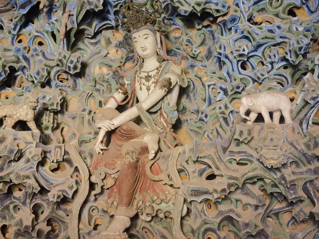A scenic view of Baoding Bahui Temple Sutra Carvings