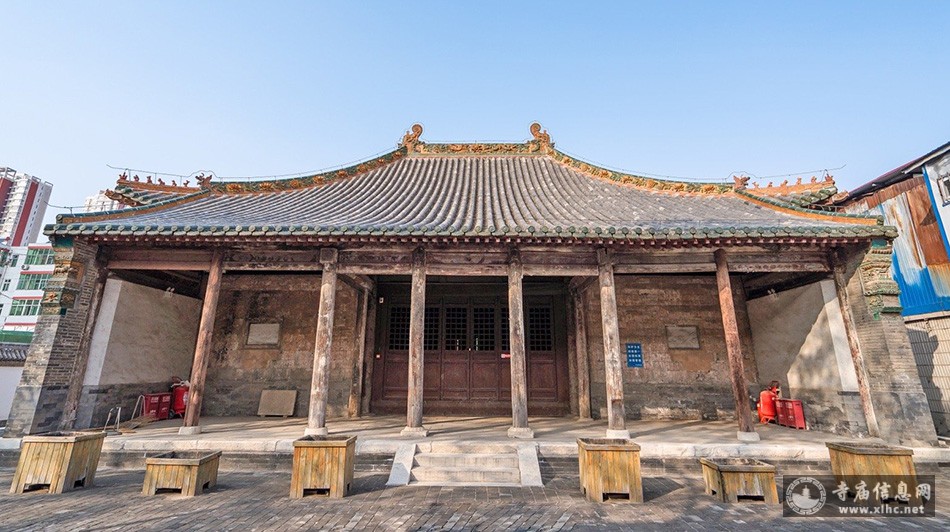A scenic view of Baoding Dadao Guan Yuhuang Hall