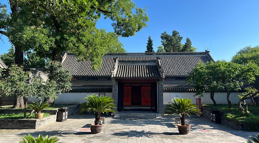 A scenic view of Baoding Geyuan Temple