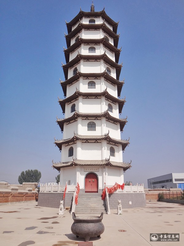 A scenic view of Baoding Huangfu Temple Pagoda