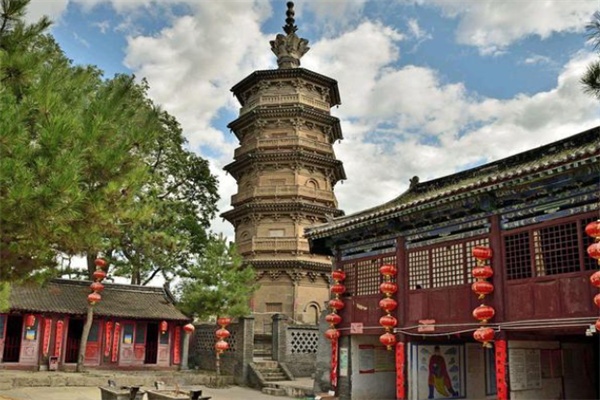 A scenic view of Baoding Jiecun Xingguo Temple Pagoda