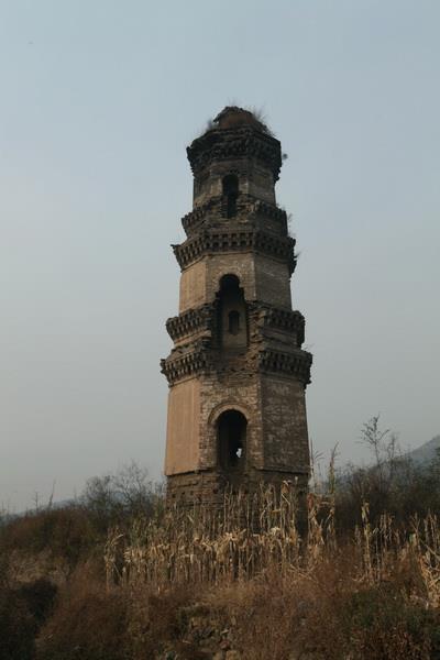 A scenic view of Baoding Jiecun Xingguo Temple Pagoda