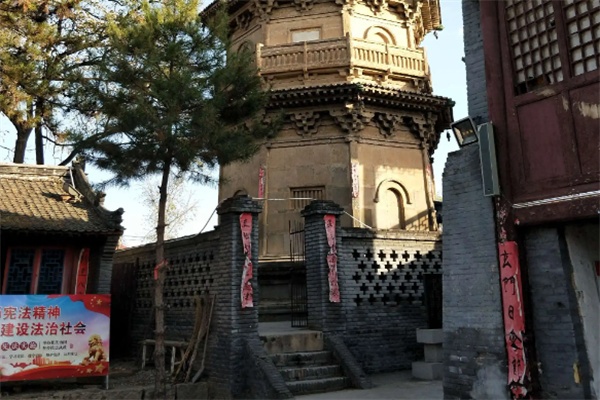 A scenic view of Baoding Jiecun Xingguo Temple Pagoda