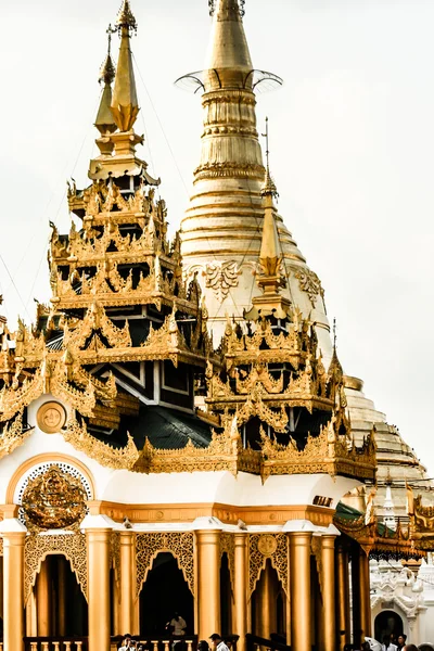 A scenic view of Baoding Jinshan Temple Relic Pagoda