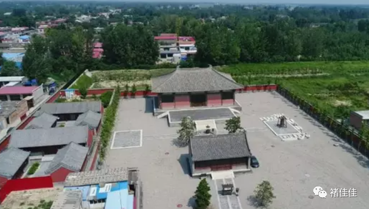 A scenic view of Baoding Kaishan Temple