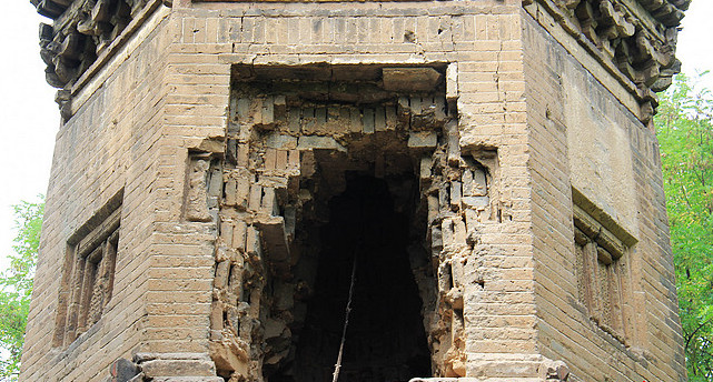 A scenic view of Baoding Wuhou Pagoda
