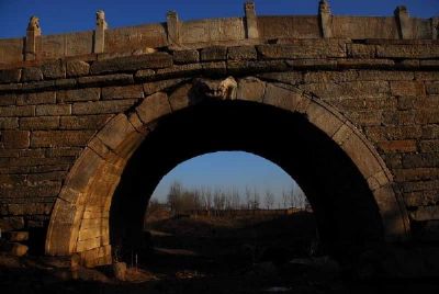 A scenic view of Baoding Wuren Bridge