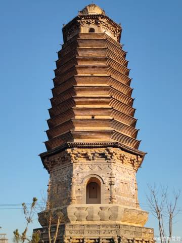 A scenic view of Baoding Xigang Pagoda