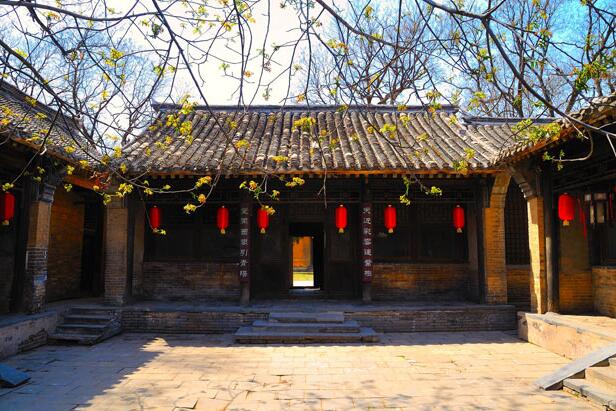 A scenic view of Baoding Yaoshan Wang Family Manor