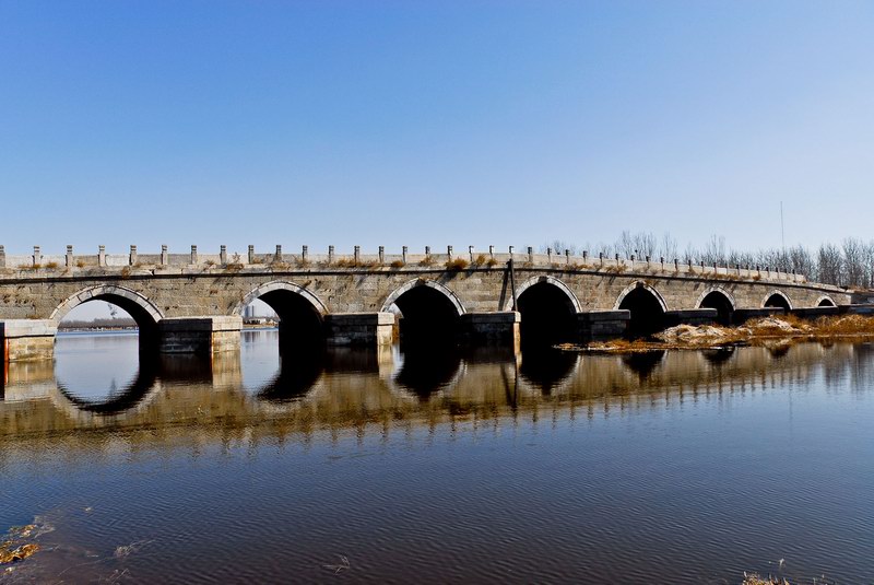 A scenic view of Baoding Yongji Bridge Zhuozhou