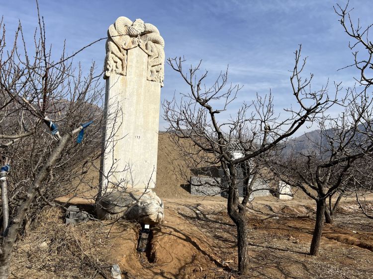 A scenic view of Baoding Zhang Rou Tomb