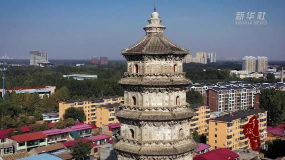 A scenic view of Baoding Zhuozhou Twin Pagodas