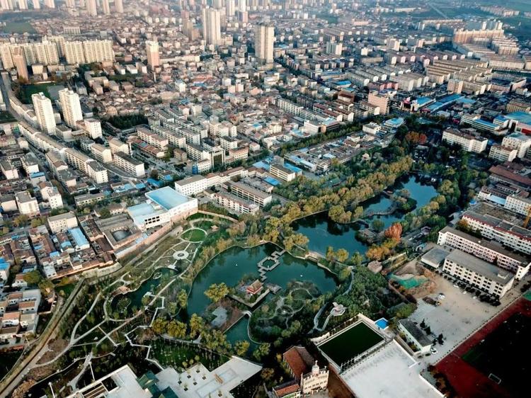 A scenic view of Baoji Sunjianantou Granary Site