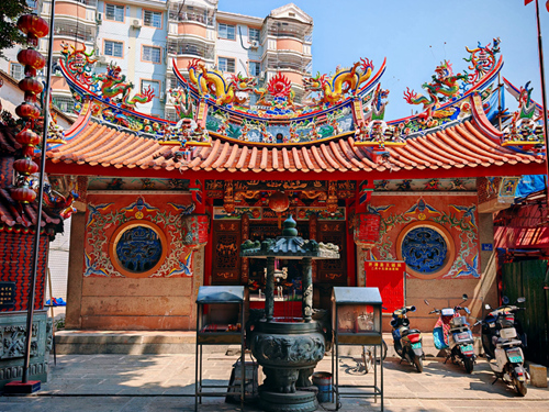 A scenic view of Baoji Taigong Temple