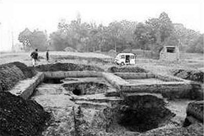 A scenic view of Baoji Zhaojiatai Site