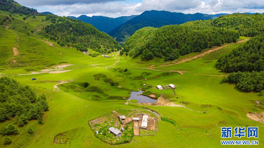 A scenic view of Baoshan Guangzunsi