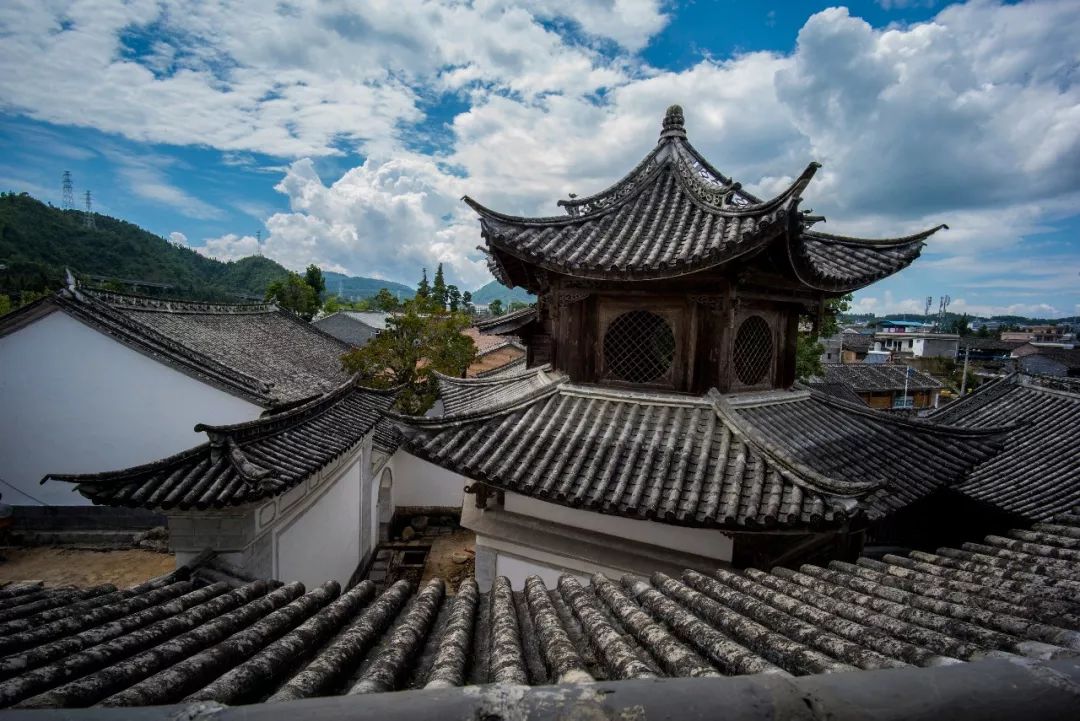 A scenic view of Baoshan Qiluo Wenchanggong