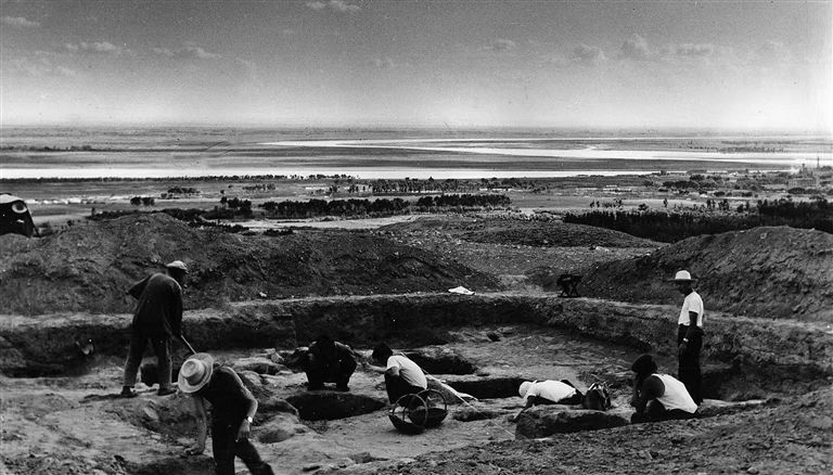 A scenic view of Baotou Ashanyizhi