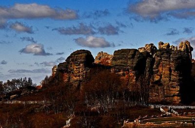 A scenic view of Baotou Ashanyizhi