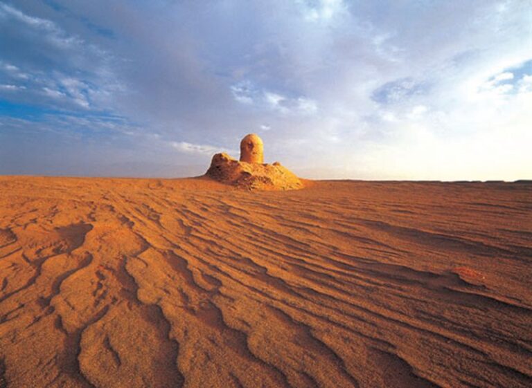 Discover the Untamed Beauty of Bayingolin Milan Yizhi: A Hidden Gem in Xinjiang