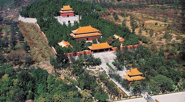 A scenic view of Beijing Changping Shisanling