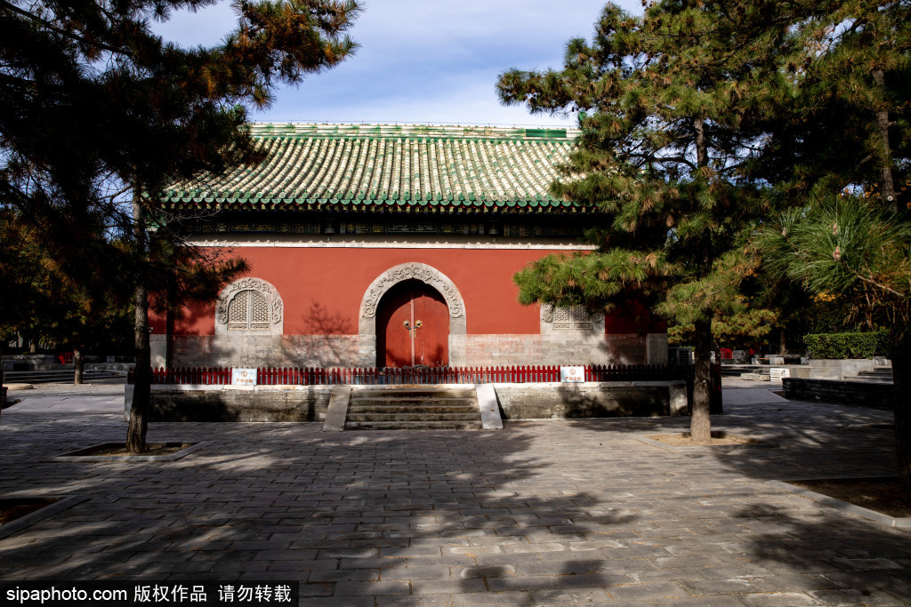 A scenic view of Beijing Dongcheng Pudusi