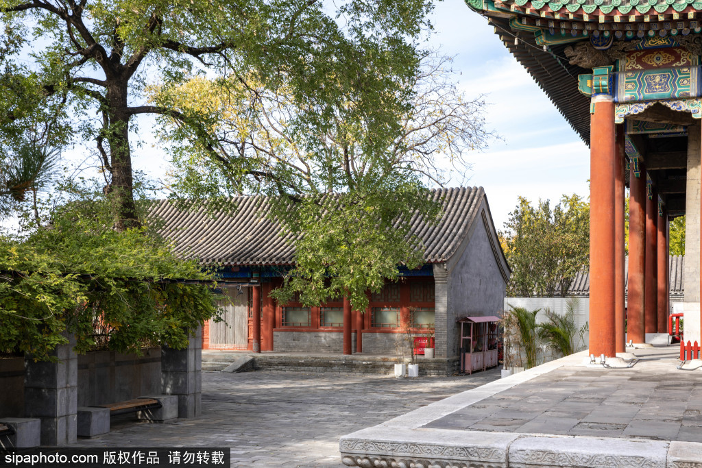 A scenic view of Beijing Dongcheng Pudusi
