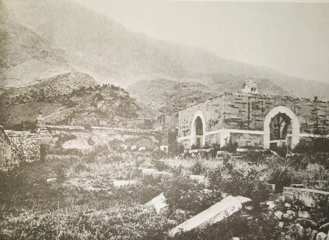 A scenic view of Beijing Fangshan Jinling