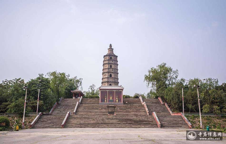 A scenic view of Beijing Fangshan Liangxiang Duobaofota