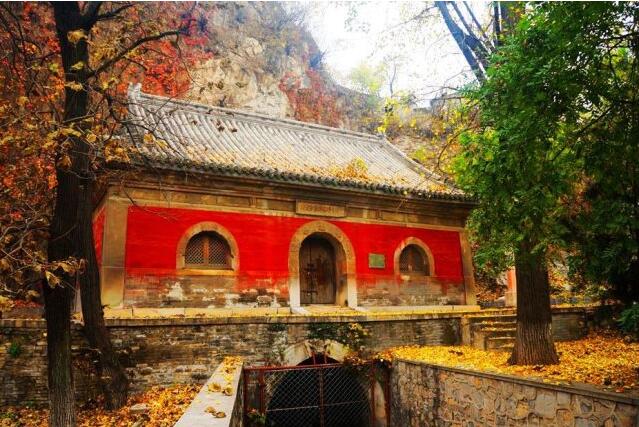 A scenic view of Beijing Fangshan Wanfotang Kongshuidong Shike Ji Ta