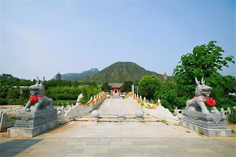 A scenic view of Beijing Fangshan Yunjusi Ta Ji Shijing