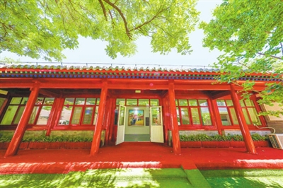 A scenic view of Beijing Fengtai Gongren Yeban Tongsu Xuexiao Jiuzhi