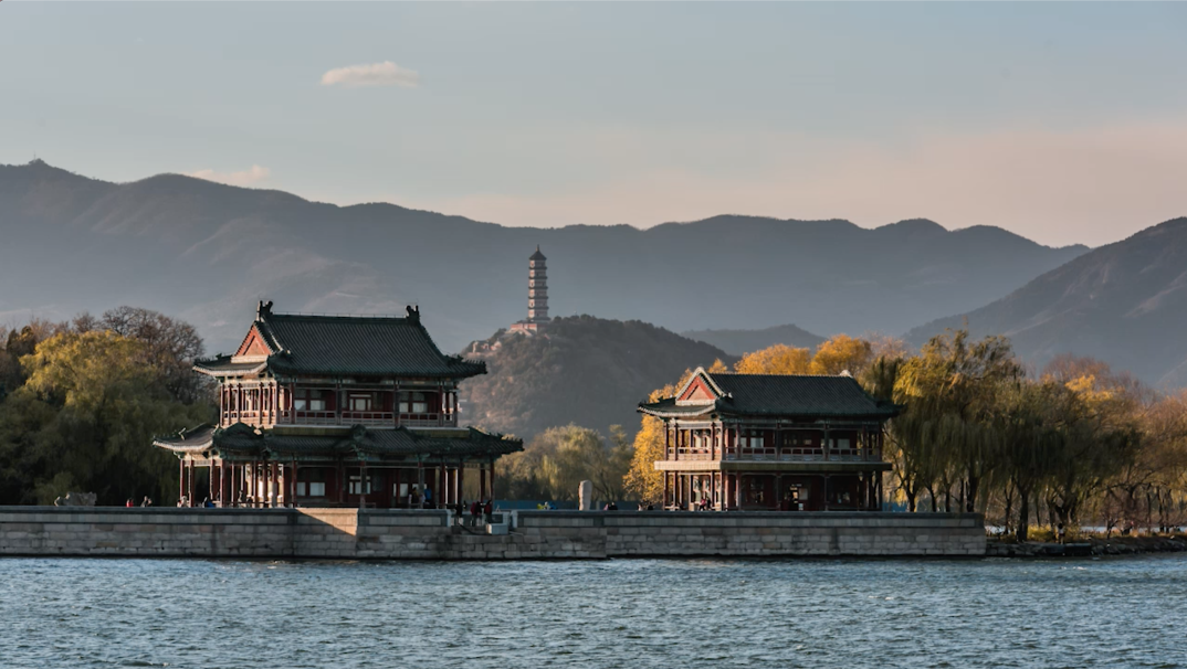A scenic view of Beijing Haidian Jingmingyuan