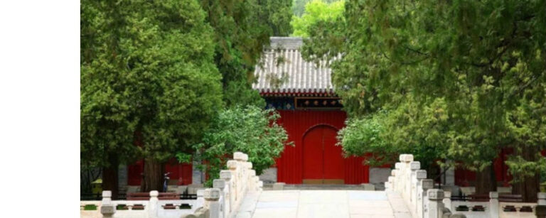 Cultural Treasures: Exploring the Beauty of Shifangpujuesi in Haidian